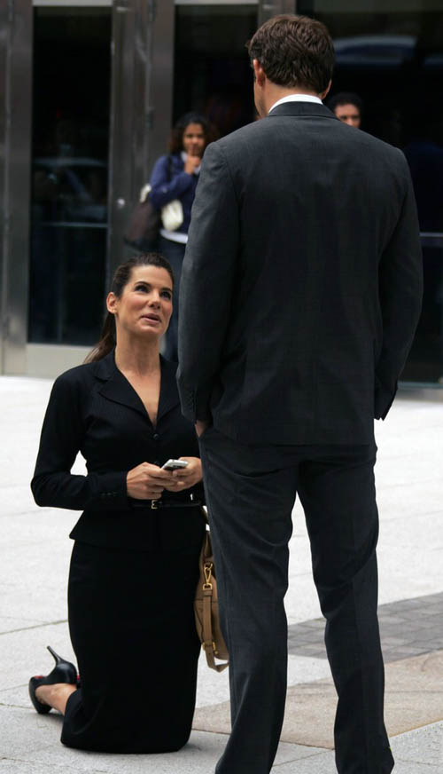 http://www.filmofilia.com/wp-content/uploads/2008/06/sandra-bullock-the-proposal-02.jpg