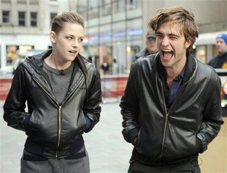 Kristen Stewart and Robert kristen stewart and robert pattinson new moon. Kristen Stewart and Robert