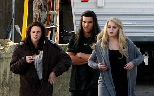 New Moon | Kristen Stewart, Taylor Lautner, Nikki Reed