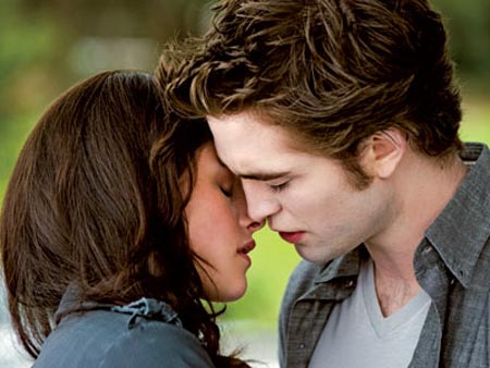 robert pattinson and kristen stewart new moon photoshoot. New Moon | Kristen Stewart and