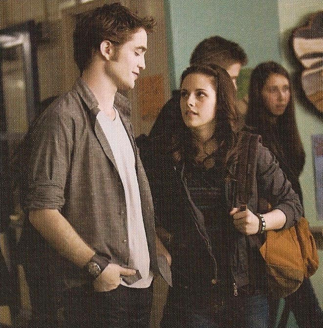 robert pattinson and kristen stewart new moon. Ford. Twilight New