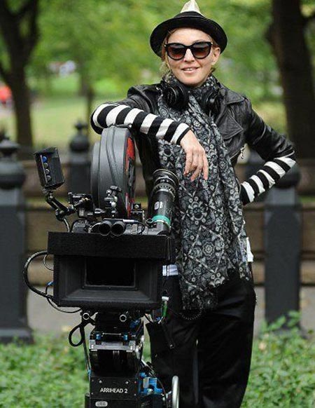 http://www.filmofilia.com/wp-content/uploads/2011/06/Madonna_director.jpg