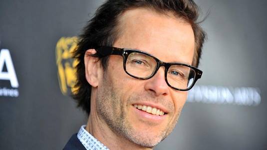 Guy Pearce is in final talks to join the cast of Iron Man 3 for Marvel