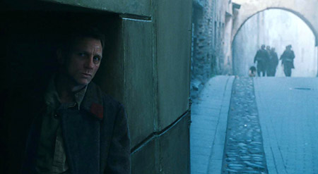 Daniel Craig in 'Defiance'