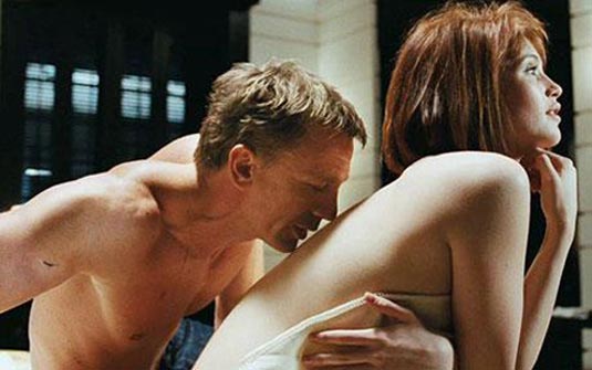 Daniel Craig And Gemma Arterton In Quantum Of Solace