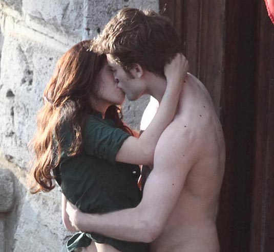 New Moon | Robert Pattinson and Kristen Stewart