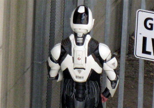Total Recall (2011) Future Cop