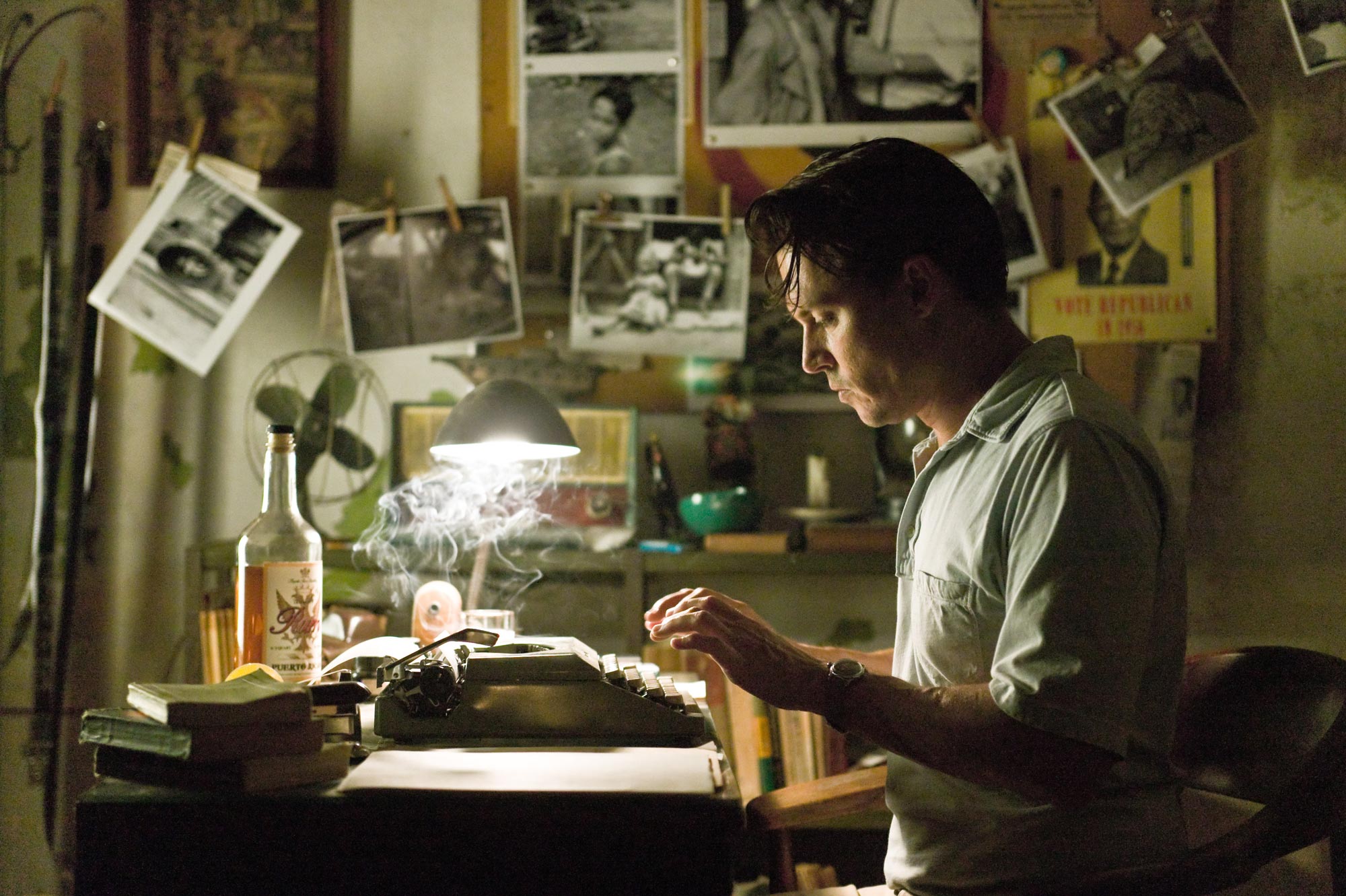 Johnny Depp as Paul Kemp in THE-RUM-DIARY