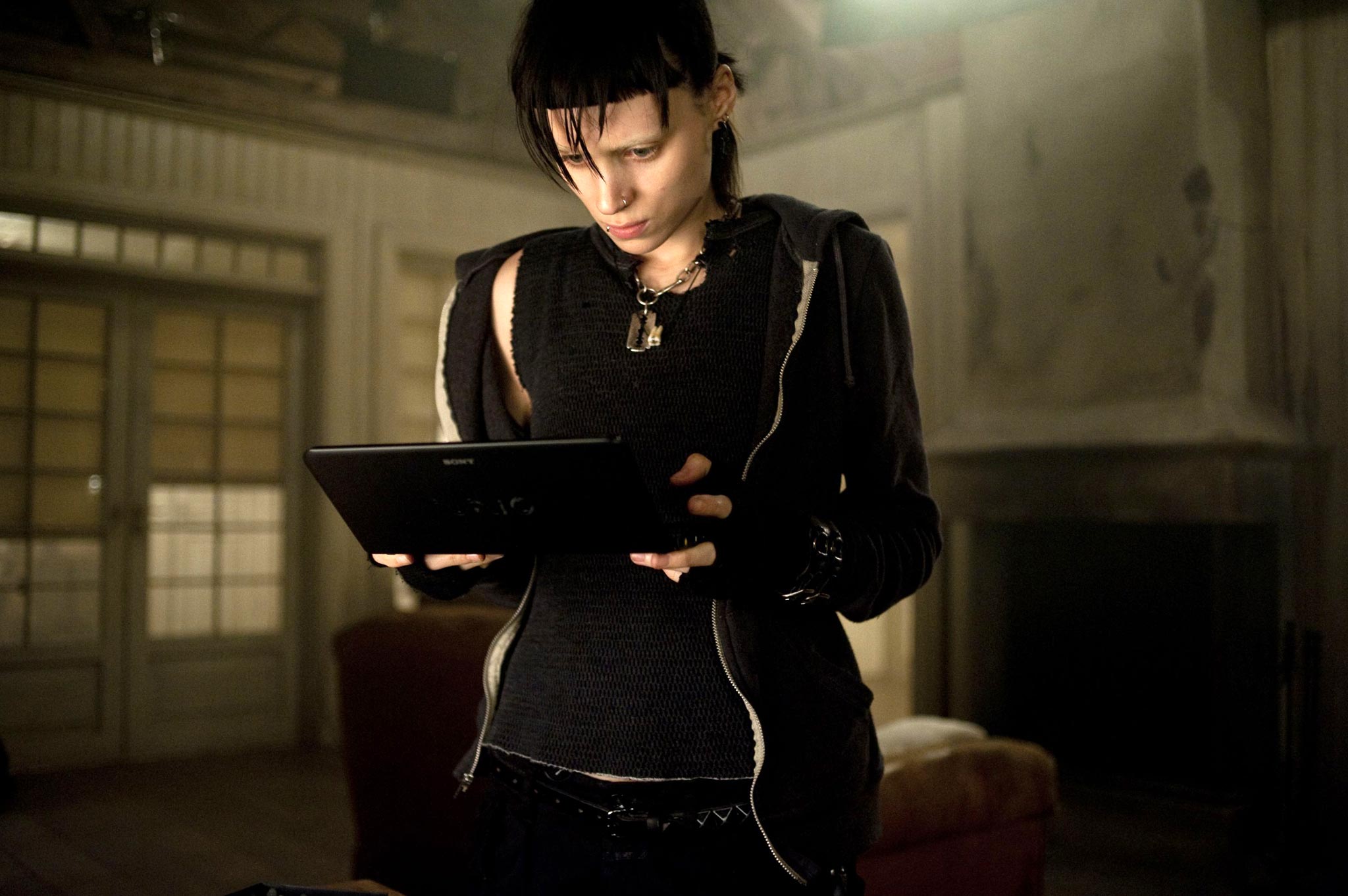 movie review the girl with the dragon tattoo