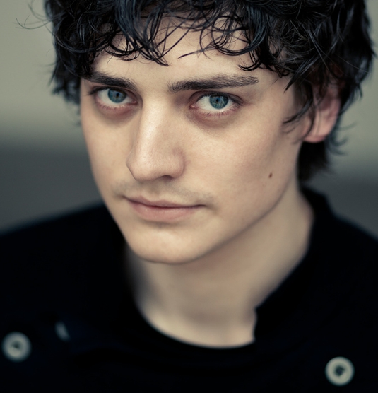 Aneurin Barnard