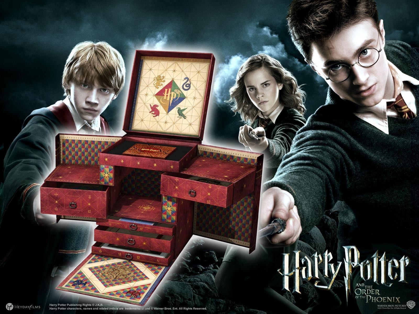 Dvdventas - Harry Potter Wizard's Collection DVD + Blu-ray  Box Set 31  DISCOS - Importado EE.UU Product Description The magical film franchise is  now available in a spectacular limited-edition collectible box