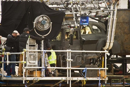 mad-max-set-image_Newscom