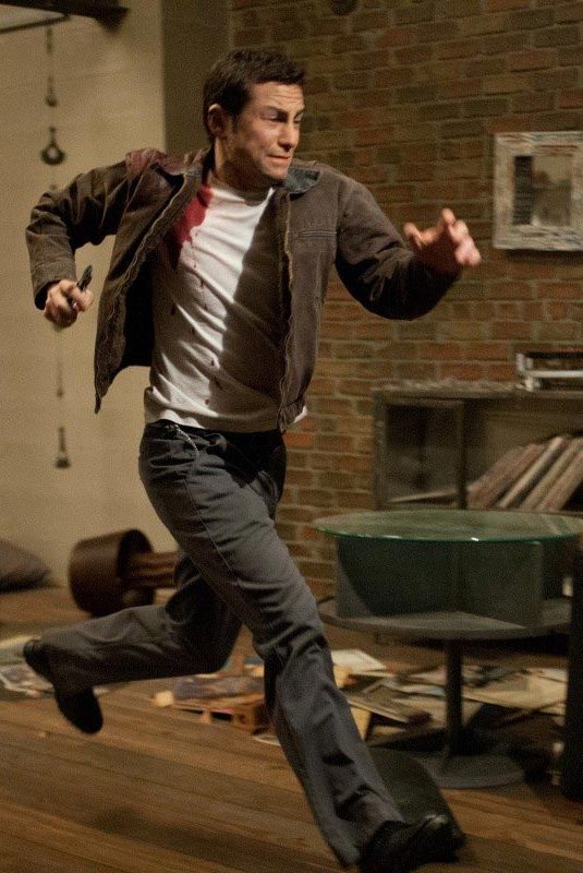 LOOPER Featurette FilmoFilia
