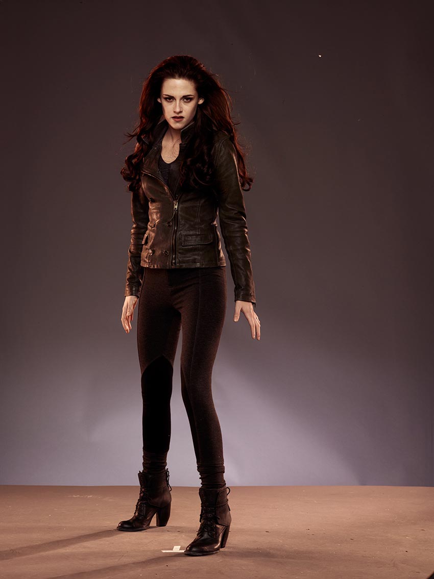 Irish Twilight Sisters: 49 New ‘Breaking Dawn Part 2′ Stills & Promo ...