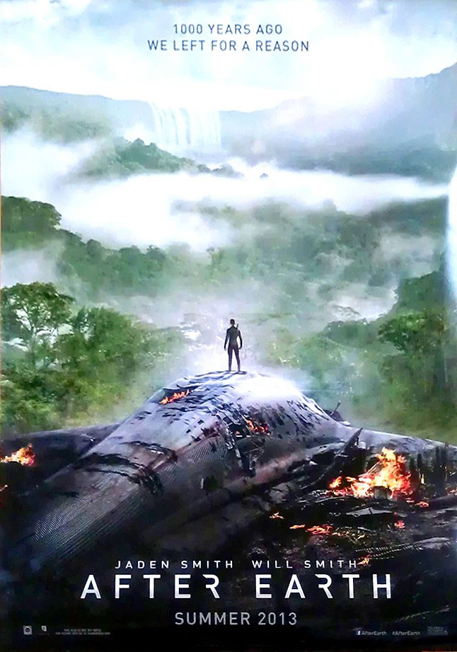 http://www.filmofilia.com/wp-content/uploads/2012/12/AFTER-EARTH-Poster.jpg