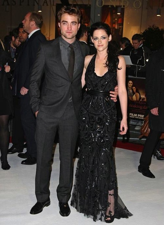 Kirsten Stewart and Robert Pattinson Kirsten Stewart and Robert Pattinson
