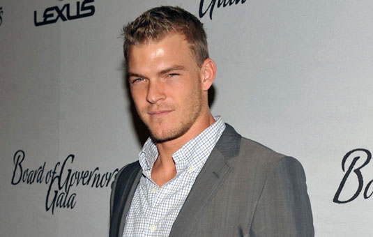 Alan Ritchson