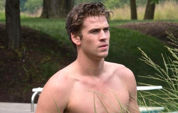 Paranoia Liam Hemsworth Images