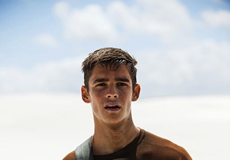 the-giver-brenton-thwaites