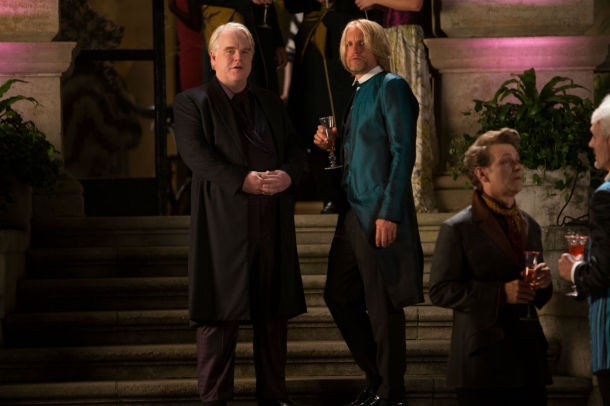 PSH-catching-fire-plutarch-haymitch-woody
