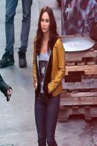 TEENAGE MUTANT NINJA TURTLES Set Photos Featuring Megan Fox