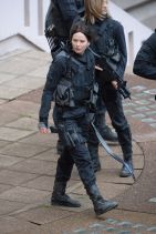 jennifer lawrence - on the set of mockingjay in paris (05-12-14)