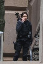 jennifer lawrence - on the set of mockingjay in paris (05-12-14)