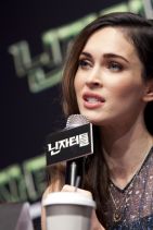 TEENAGE MUTANT NINJA TURTLES Press Conference in Seoul - Megan Fox