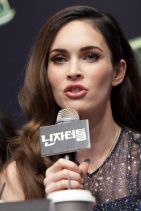 TEENAGE MUTANT NINJA TURTLES Press Conference in Seoul - Megan Fox
