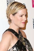 WHITE BIRD IN A BLIZZARD Premiere in Los Angeles - Kathleen Robertson