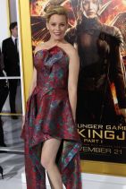 THE HUNGER GAMES: MOCKINGJAY ­PART 1 Premiere in Los Angeles - Elizabeth Banks