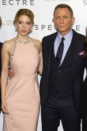 SPECTRE Premiere at Grand Rex Cinema in Paris - Léa Seydoux, Monica Bellucci, DAniel Craig, Christoph Waltz