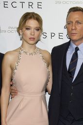 SPECTRE Premiere at Grand Rex Cinema in Paris - Léa Seydoux, Monica Bellucci, DAniel Craig, Christoph Waltz