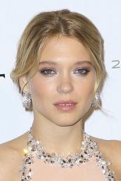 SPECTRE Premiere at Grand Rex Cinema in Paris - Léa Seydoux