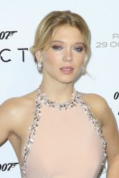 SPECTRE Premiere at Grand Rex Cinema in Paris - Léa Seydoux