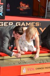  THE HUNGER GAMES: MOCKINGJAY ­PART 2 - Jennifer Lawrence Hand and Footprint Ceremony in Hollywood