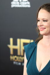 19th Annual Hollywood Film Awards in Beverly Hills Red Carpet – Thora Birch