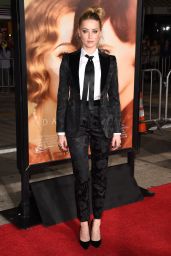 Amber Heard and Johnny Depp – THE DANISH GIRL Premiere in Westwood