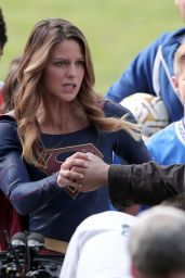 SUPERGIRL Set Photos in Los Angeles - Melissa Benoist