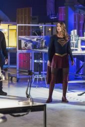 SUPERGIRL Season 2 Photos and Posters - Melissa Benoist