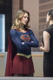 SUPERGIRL Season 2 Photos and Posters - Melissa Benoist