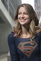 SUPERGIRL Season 2 Photos and Posters - Melissa Benoist