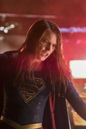 SUPERGIRL Season 2 Photos and Posters - Melissa Benoist