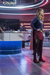 SUPERGIRL Season 2 Photos and Posters - Melissa Benoist