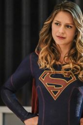 SUPERGIRL Season 2 Photos and Posters - Melissa Benoist