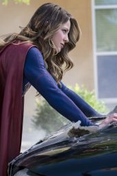 SUPERGIRL Season 2 Photos and Posters - Melissa Benoist