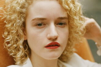 Julia Garner