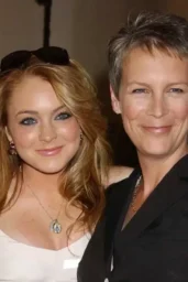 Lindsay Lohan and Jamie Lee Curtis
