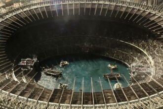 Gladiator Colosseum Water Fight