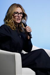 Julia Roberts